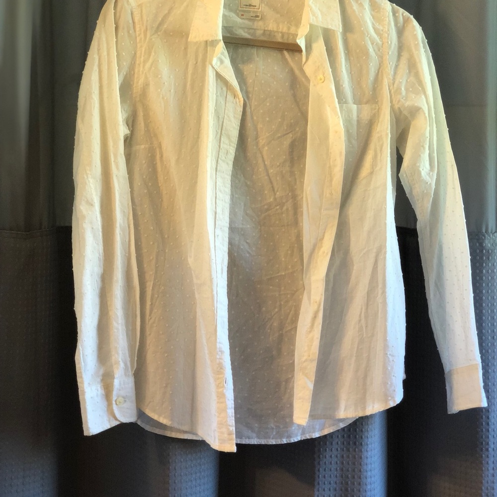 Gap button down